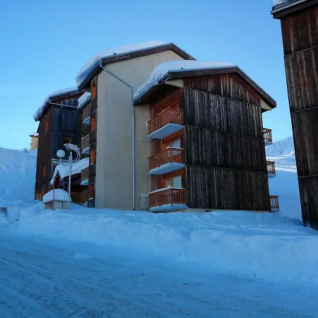 Studio Cosy Avec Vue Montagne & Balcon A Plagne Village 15 M²