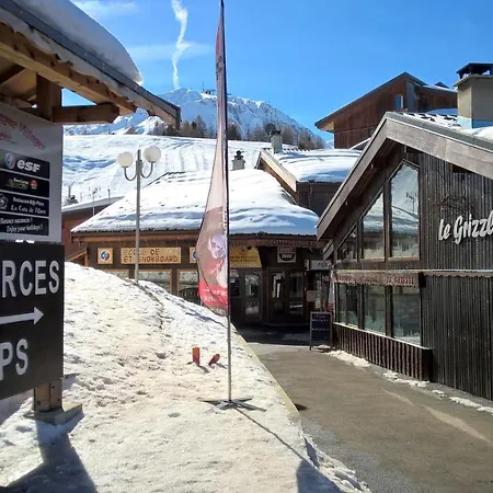 Apartment Studio Cosy Avec Vue Montagne & Balcon A Plagne Village 15 M² *