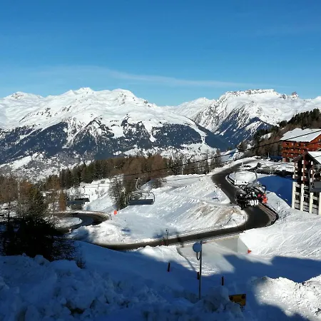 Apartment Studio Cosy Avec Vue Montagne & Balcon A Plagne Village 15 M²